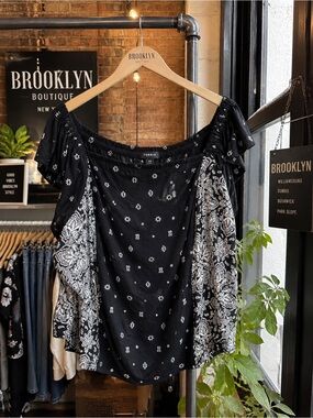 NWT Sleeveless Top Coastal Cowgirl